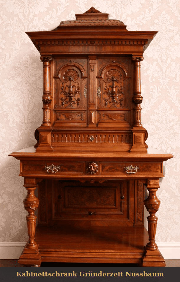 Kabinettschrank Gründerzeit Nussbaum Schuppendach