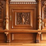 Aufsatzbuffet Julius Groschkus Eiche – Aufsatz mit Mitteltür und Putto